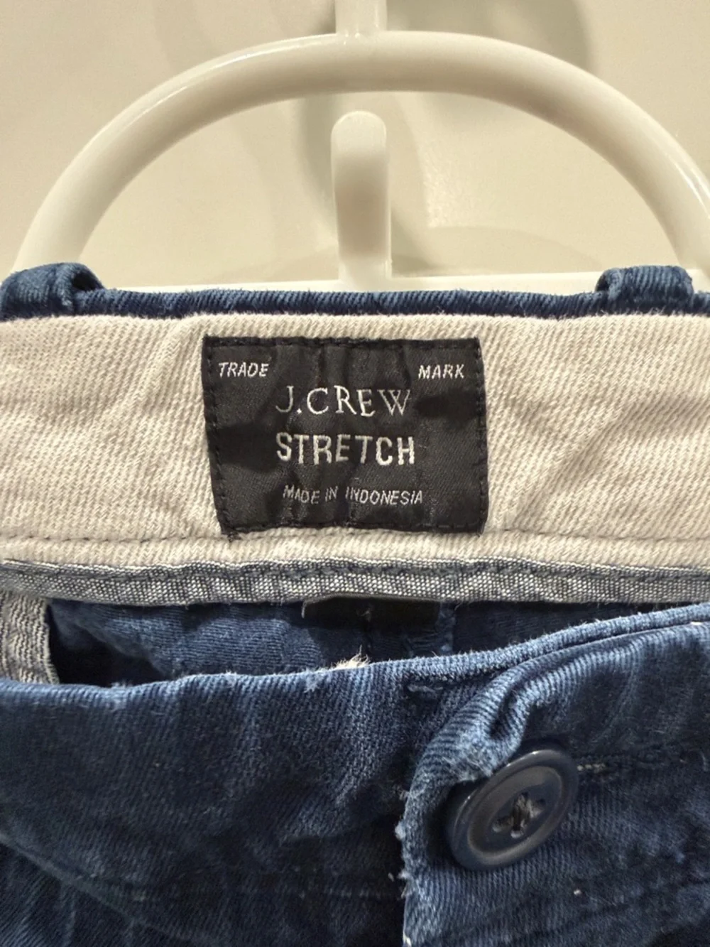 Men’s J. Crew Navy 484 Slim Straight Chinos